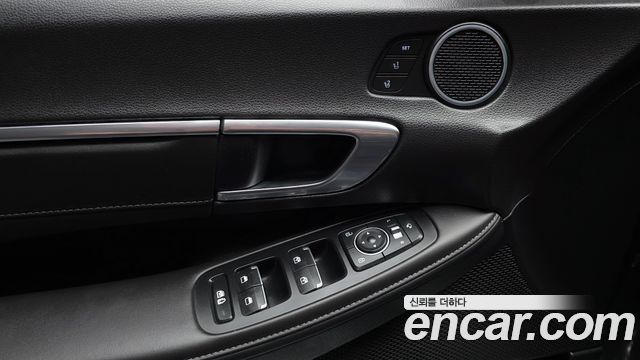Hyundai Sonata 2023 — photo 30