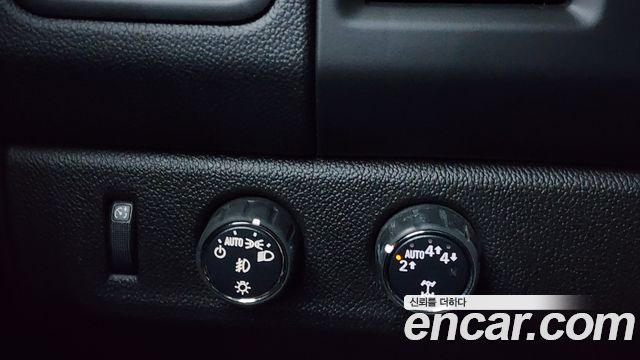 Chevrolet Korea Colorado 2020 — photo 17
