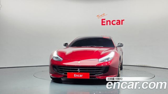Ferrari GTC4 Lusso 2019 — photo 3