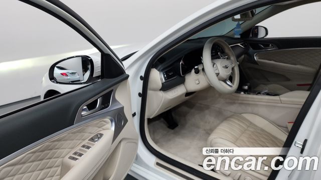 Genesis G70 2021 — photo 13