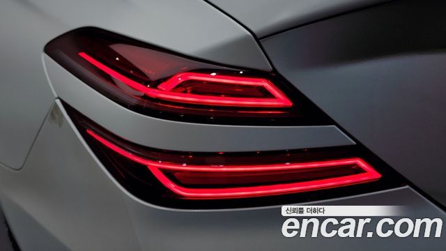 Genesis G70 2021 — photo 9