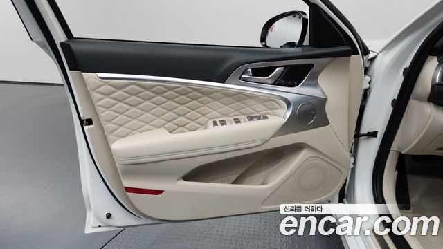 Genesis G70 2021 — photo 14