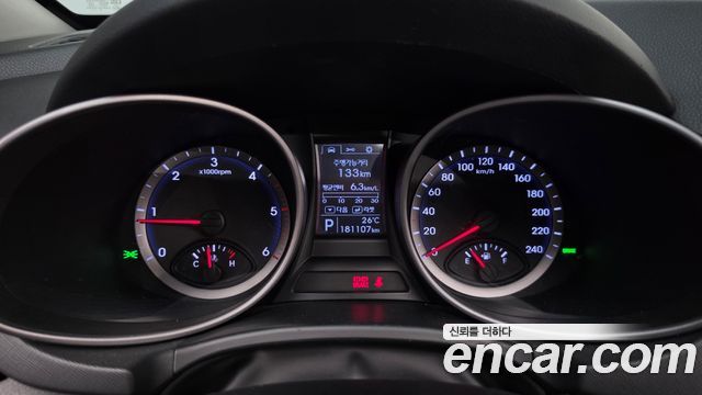 Hyundai Santafe 2015 — photo 11