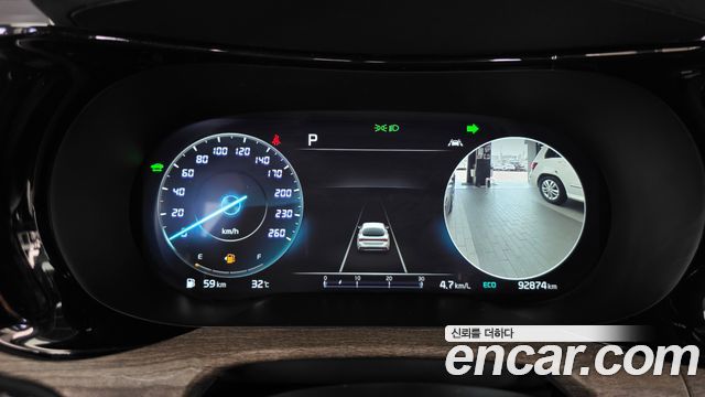Kia K5 2022 — photo 11