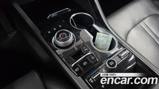 Kia K5 2022 — photo 12