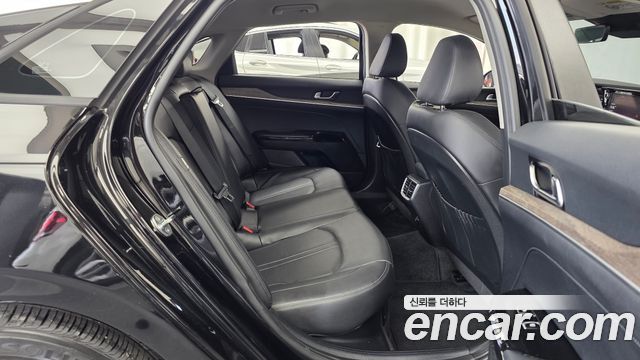 Kia K5 2022 — photo 18