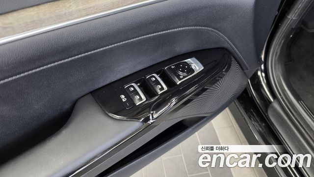 Kia K5 2022 — photo 30