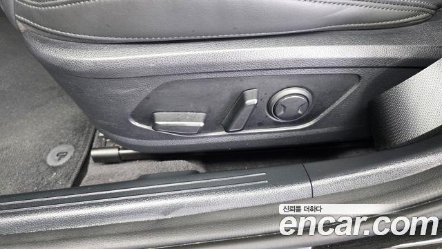 Kia K5 2022 — photo 32