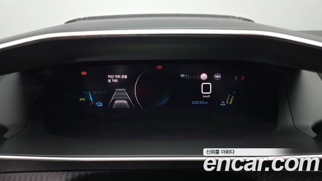 Peugeot 208 2022 — photo 11