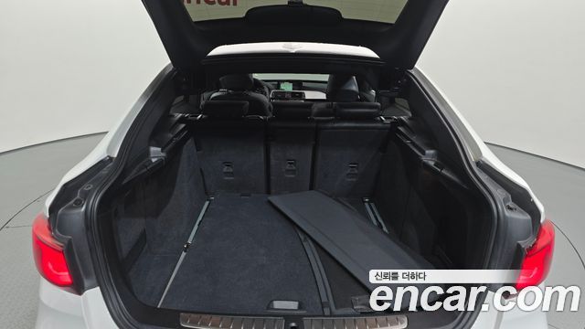 BMW Gran Turismo 2020 — photo 25
