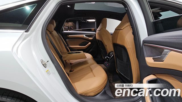 Audi A6 2026 — photo 18