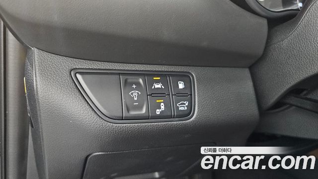 Genesis G70 2019 — photo 20