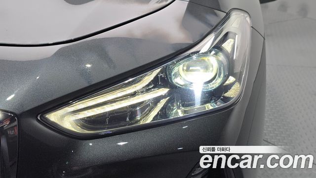 Genesis G70 2019 — photo 8