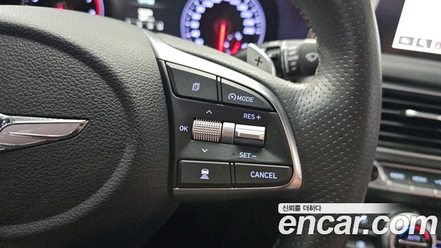 Genesis G70 2019 — photo 27