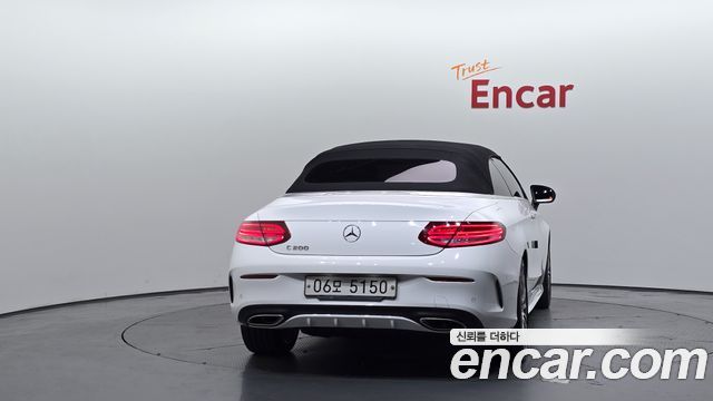 Mercedes-Benz C-Class 2017 — photo 4