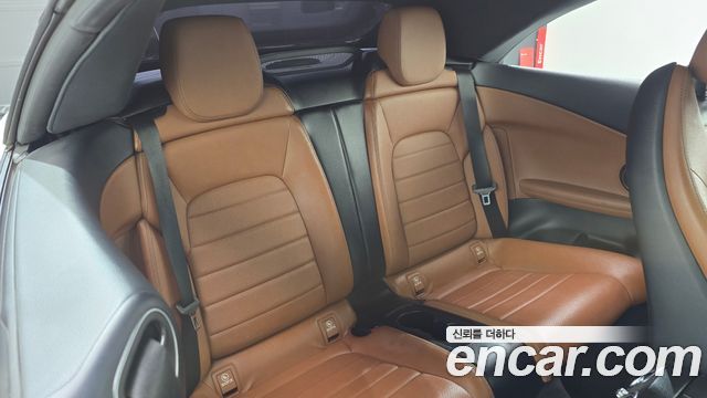 Mercedes-Benz C-Class 2017 — photo 11