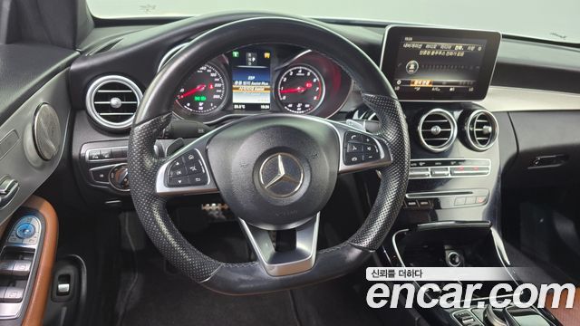 Mercedes-Benz C-Class 2017 — photo 14