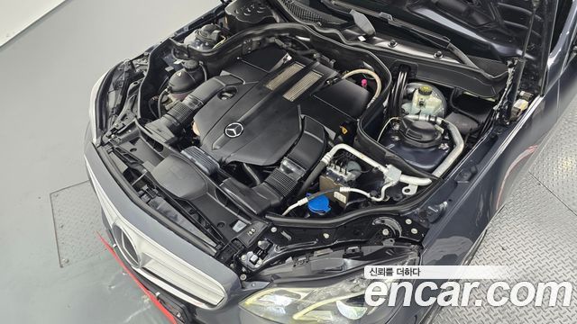 Mercedes-Benz E-Class 2016 — photo 6