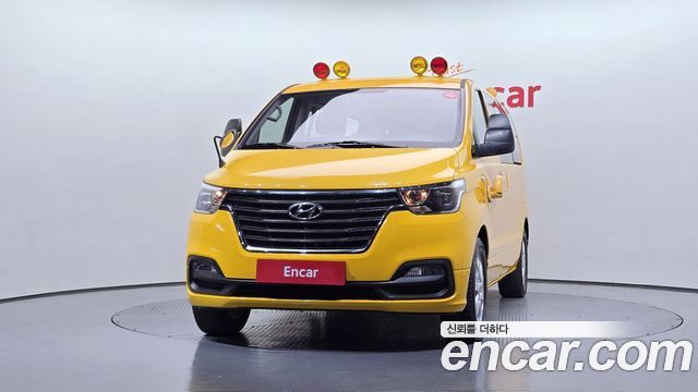 Hyundai Starex 2021 — photo 3