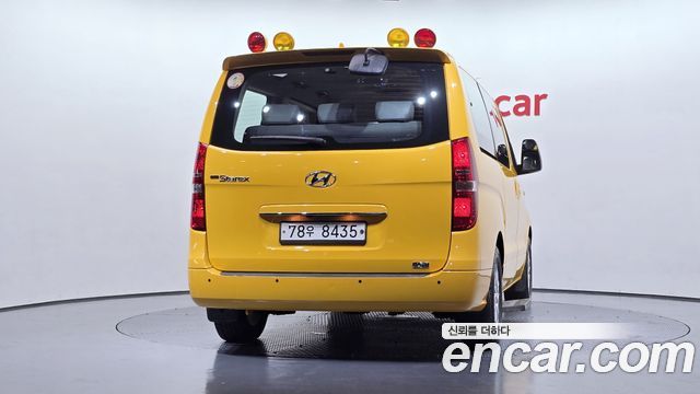 Hyundai Starex 2021 — photo 4