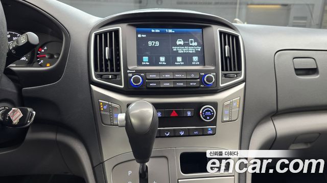 Hyundai Starex 2021 — photo 20