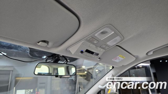 Hyundai Starex 2021 — photo 24