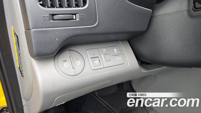 Hyundai Starex 2021 — photo 25
