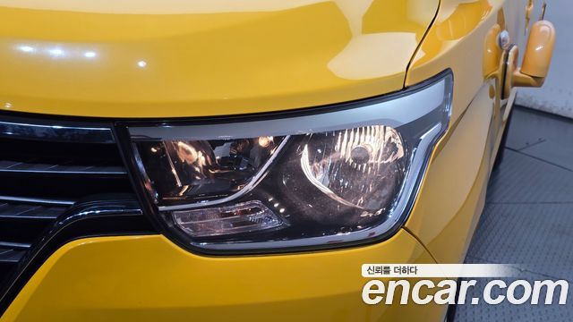Hyundai Starex 2021 — photo 8