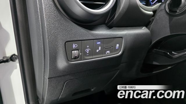 Hyundai Kona 2020 — photo 18