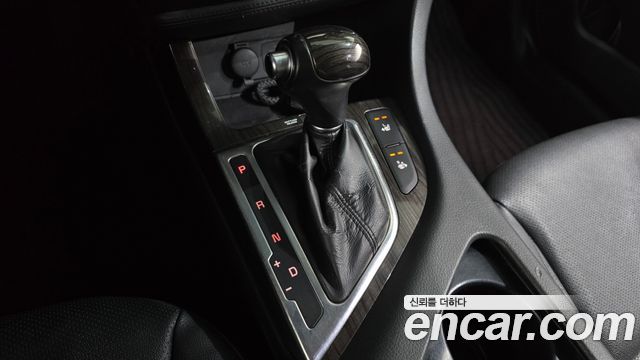 Kia K5 2015 — photo 9