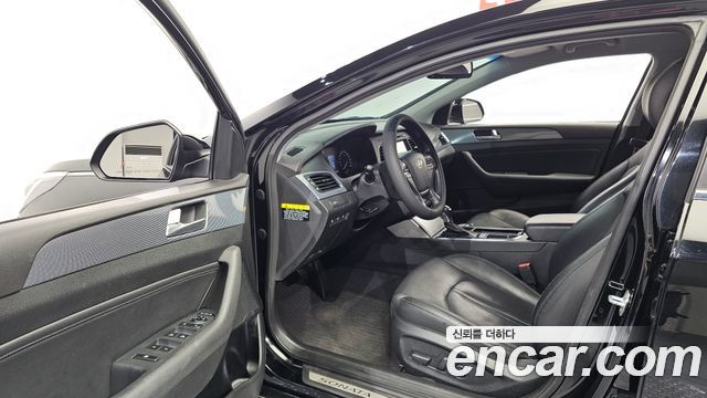 Hyundai Sonata 2016 — photo 13