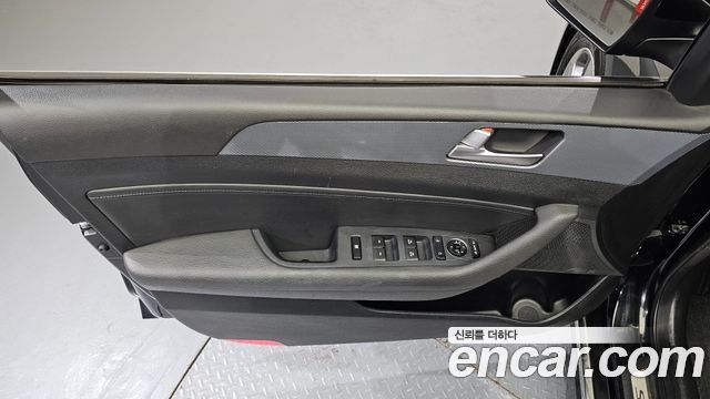 Hyundai Sonata 2016 — photo 14
