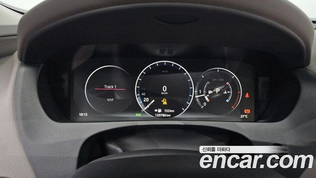 Jaguar XE 2018 — photo 11
