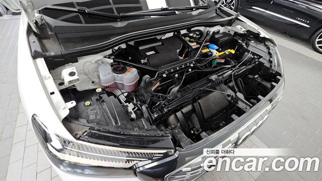 Audi Q4 e-tron 2022 — photo 6