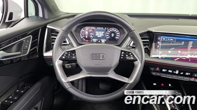 Audi Q4 e-tron 2022 — photo 19