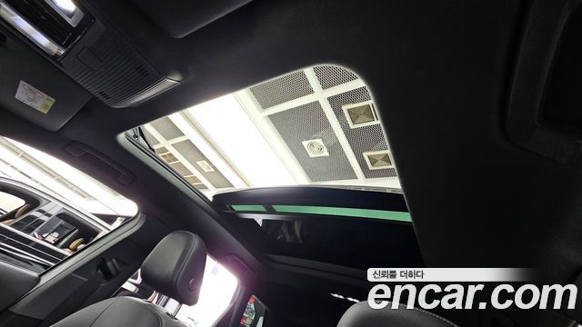 Audi Q4 e-tron 2022 — photo 24