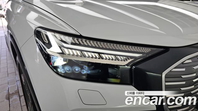 Audi Q4 e-tron 2022 — photo 8