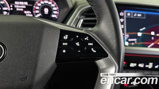 Audi Q4 e-tron 2022 — photo 35