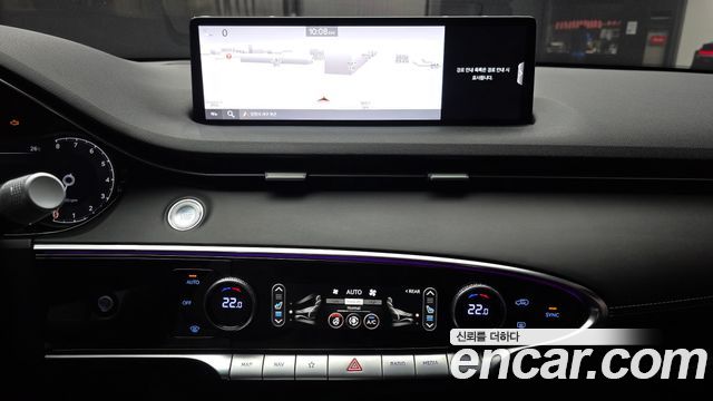 Genesis GV70 2022 — photo 20