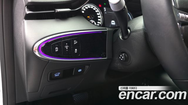 Genesis GV70 2022 — photo 23