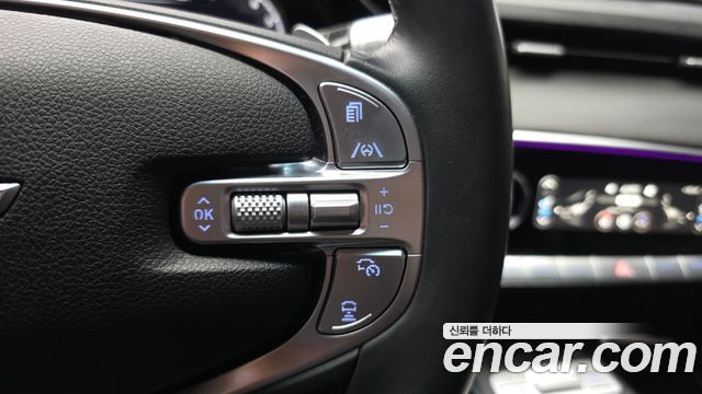 Genesis GV70 2022 — photo 31