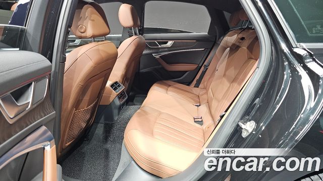 Audi A6 2020 — photo 18