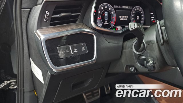 Audi A6 2020 — photo 24
