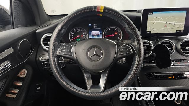 Mercedes-Benz GLC-Class 2019 — photo 19