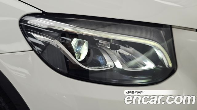 Mercedes-Benz GLC-Class 2019 — photo 8