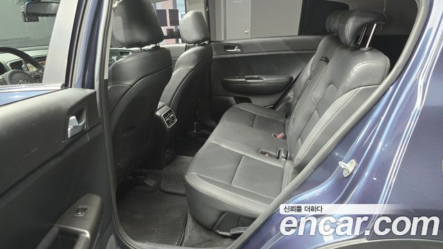 Kia Sportage 2016 — photo 17