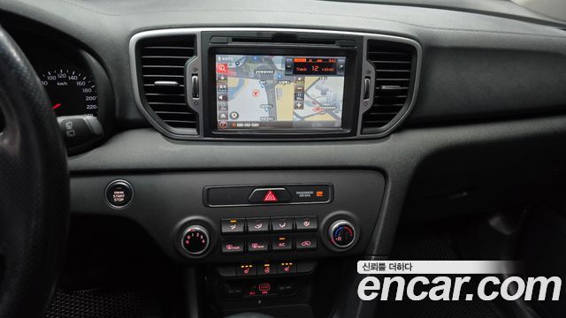 Kia Sportage 2016 — photo 20