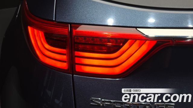 Kia Sportage 2016 — photo 9