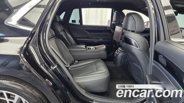 Genesis G90 2023 — photo 12