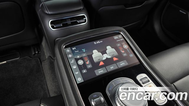 Genesis G90 2023 — photo 19